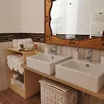 Villa Laoconte Piscina, Jacuzzi E Biliardo