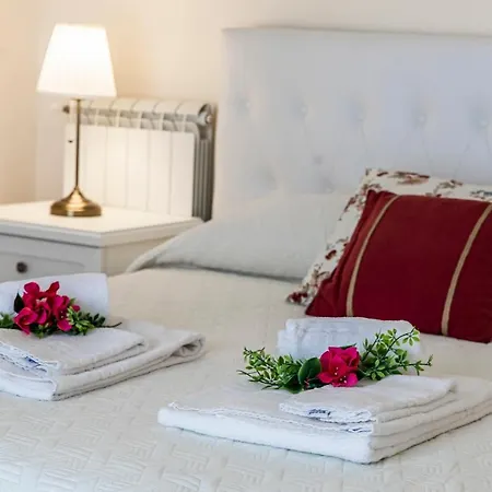Laoconte Piscina, Jacuzzi E Biliardo Villa Canicatti