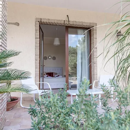 Villa Laoconte Piscina, Jacuzzi E Biliardo