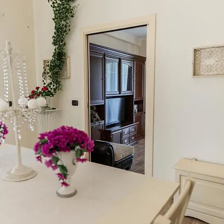 Laoconte Piscina, Jacuzzi E Biliardo Villa *