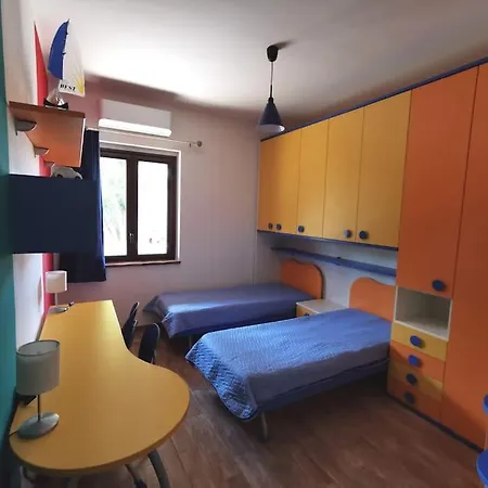 Laoconte Piscina, Jacuzzi E Biliardo Вилла *