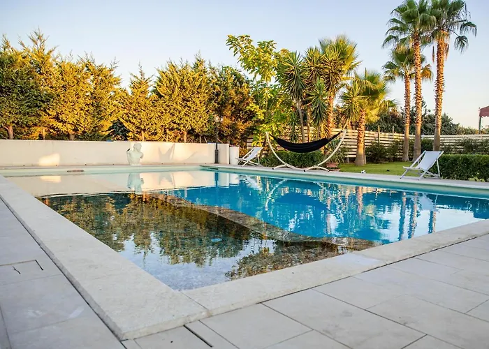 Laoconte Piscina, Jacuzzi E Biliardo * Canicattì