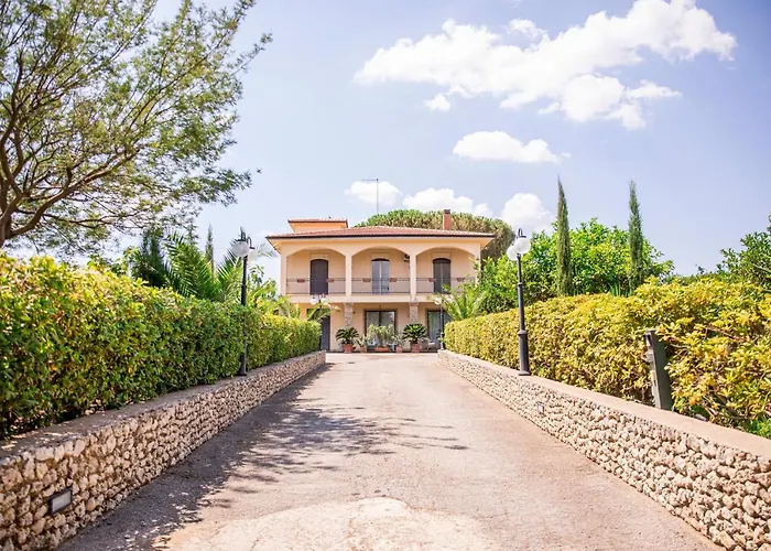 Villa Laoconte Piscina, Jacuzzi E Biliardo