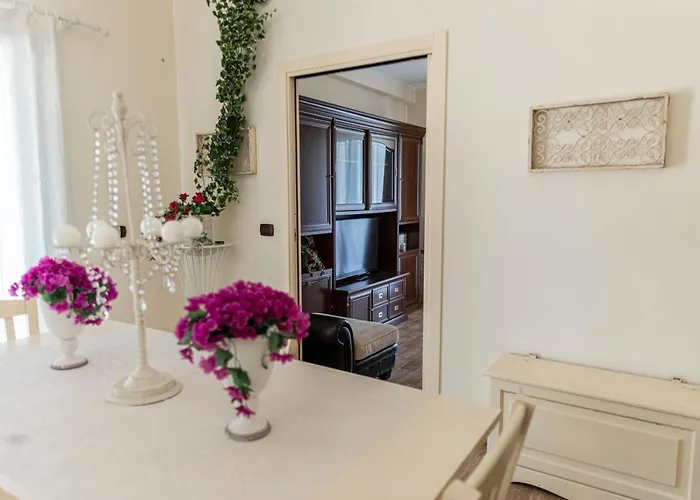 Laoconte Piscina, Jacuzzi E Biliardo Villa *