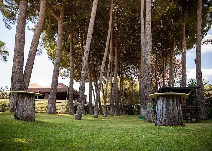 Laoconte Piscina, Jacuzzi E Biliardo * Canicattì