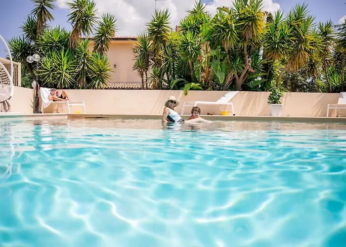 Laoconte Piscina, Jacuzzi E Biliardo * Canicattì