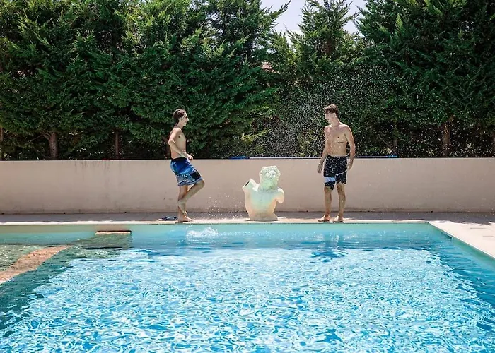 Laoconte Piscina, Jacuzzi E Biliardo Villa *