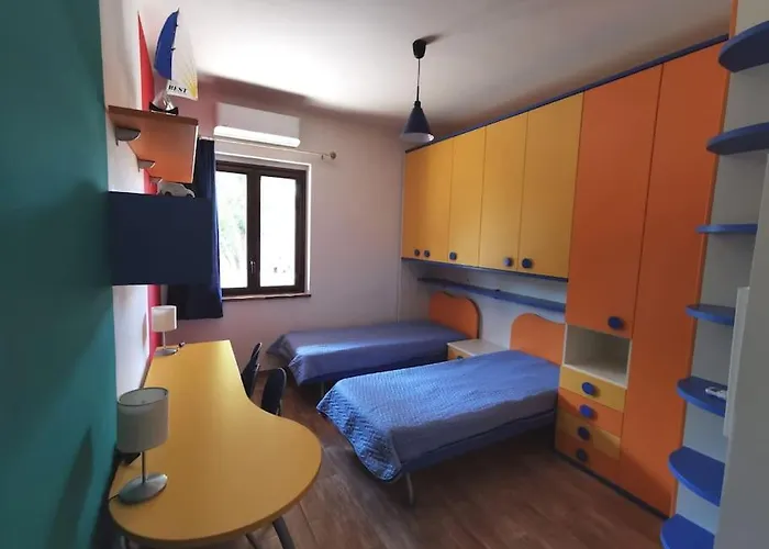 Laoconte Piscina, Jacuzzi E Biliardo Villa *