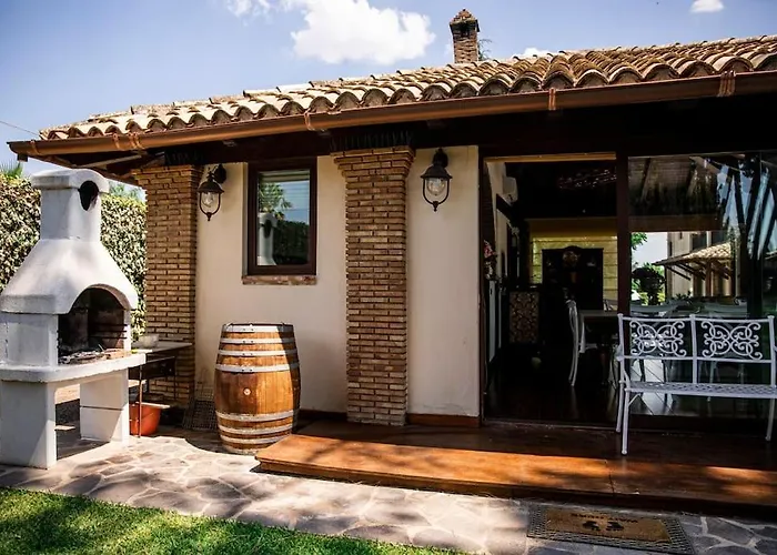 Laoconte Piscina, Jacuzzi E Biliardo Villa