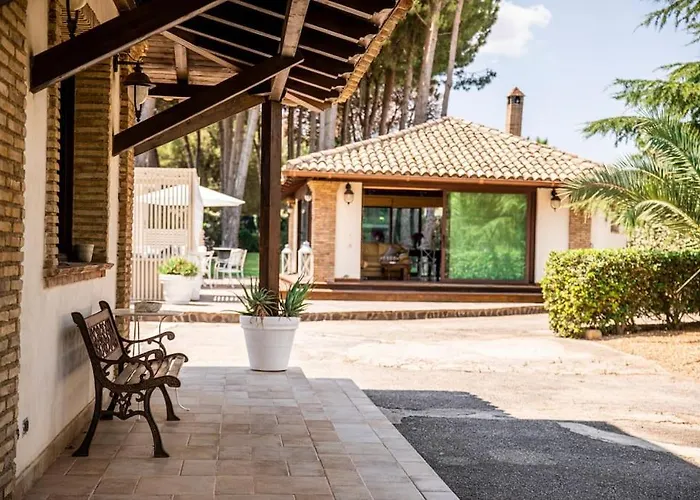 Laoconte Piscina, Jacuzzi E Biliardo