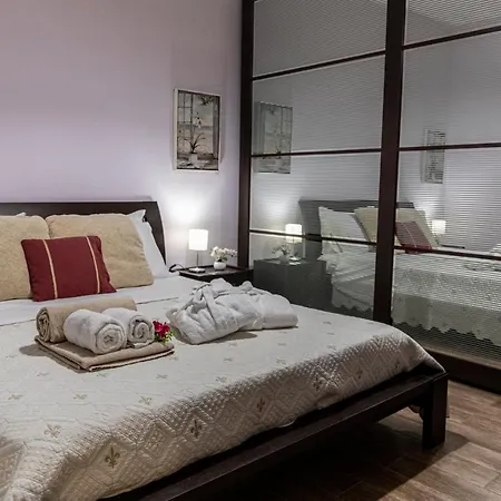 Laoconte Piscina, Jacuzzi E Biliardo Villa *