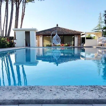 Laoconte Piscina, Jacuzzi E Biliardo Villa *
